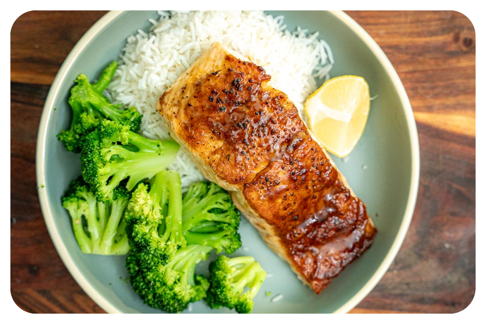 salmón con costra de Dijon